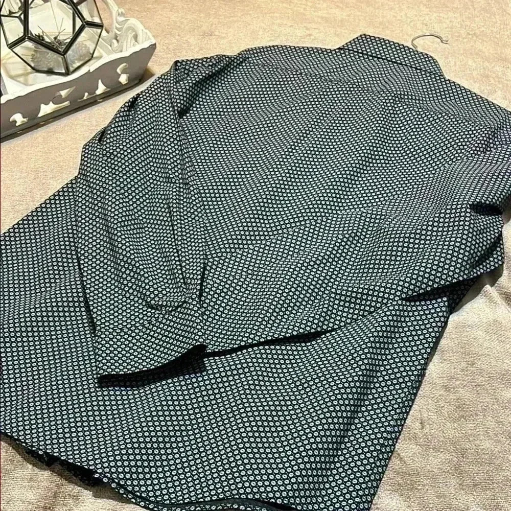 Perry Ellis Men’s Patterned Button Down Shirt - Picture 6 of 6